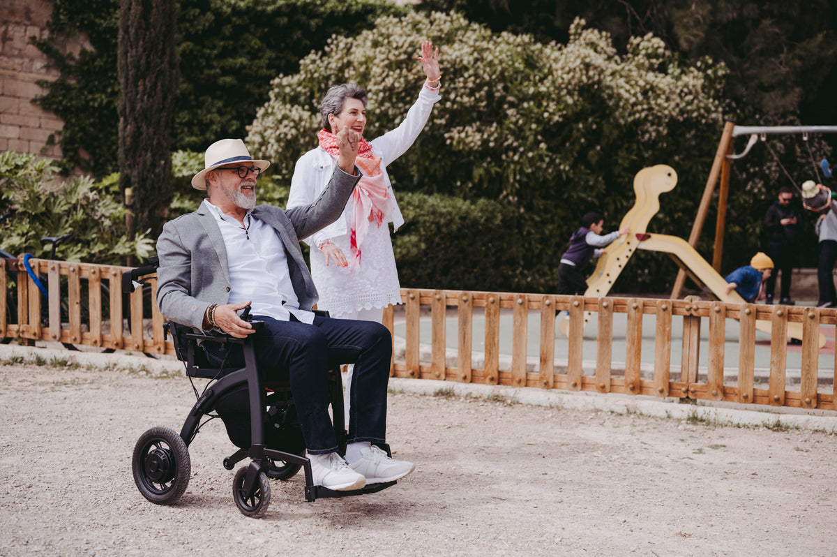Essential Safety Features to Consider in a Foldable Automatic Wheelchair
